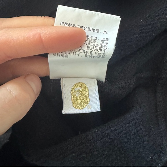 BAPE MONOGRAM CREWNECK - Picture 7 of 7